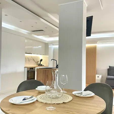 Sea Breeze Apartment Warna